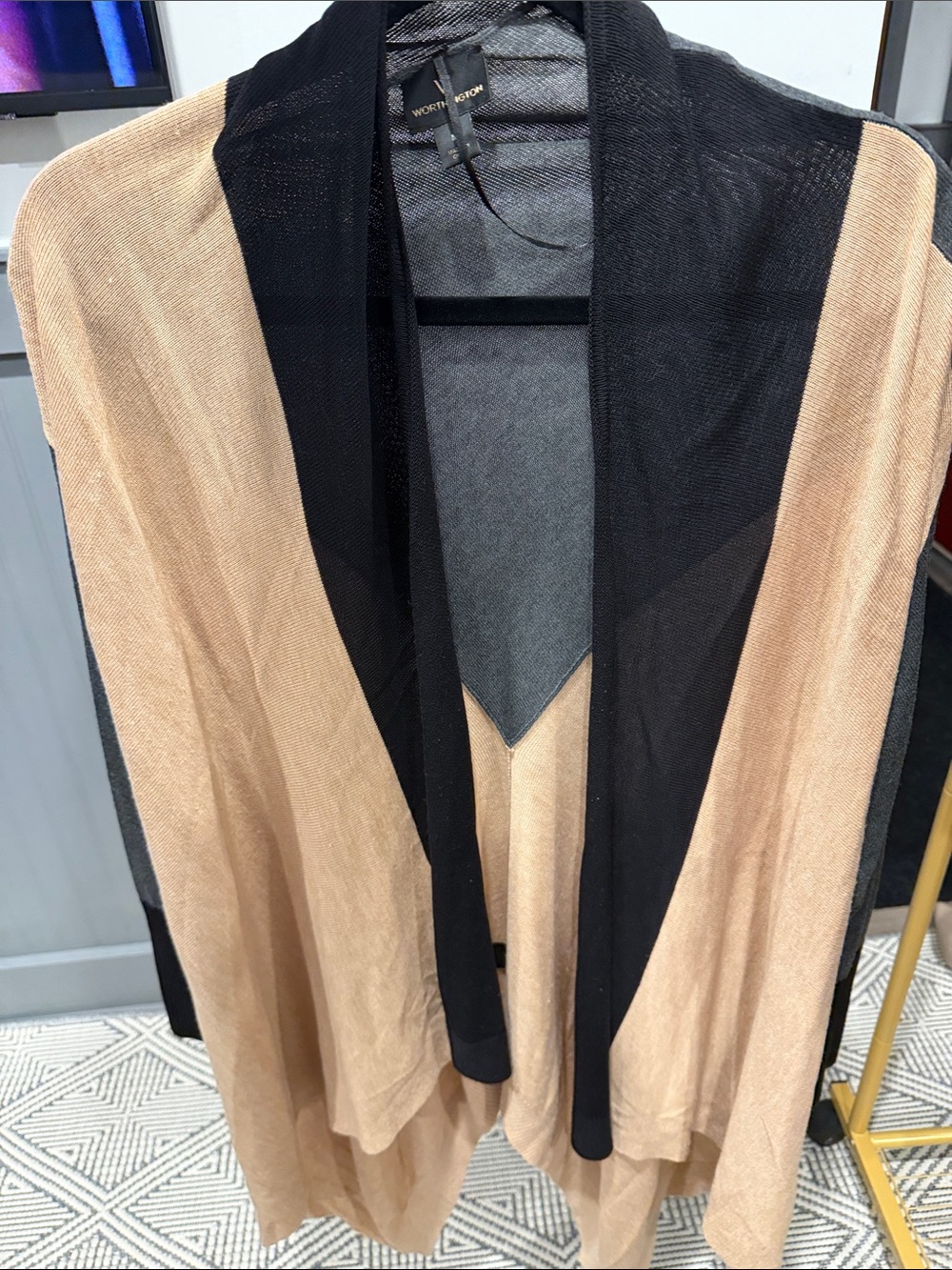 Worthingron Tei-Tone Black, Gray and Beige Open Cardigan